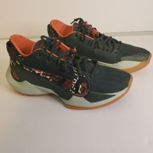 Nike Zoom Freak 2 - DC9853-300 Green Basketball Shoes Sneakers Size 9.5